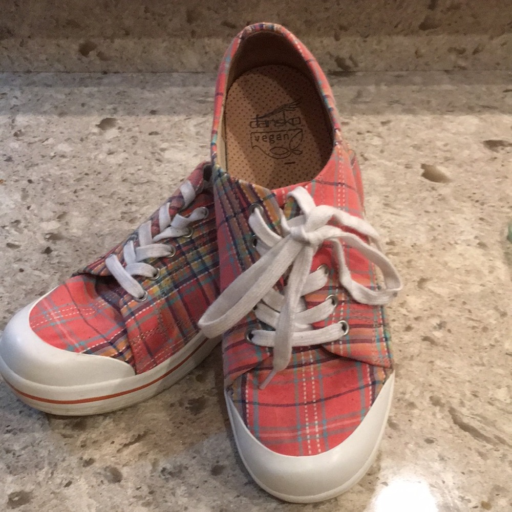 Dansko Vegan Sneaker Melon sz 39